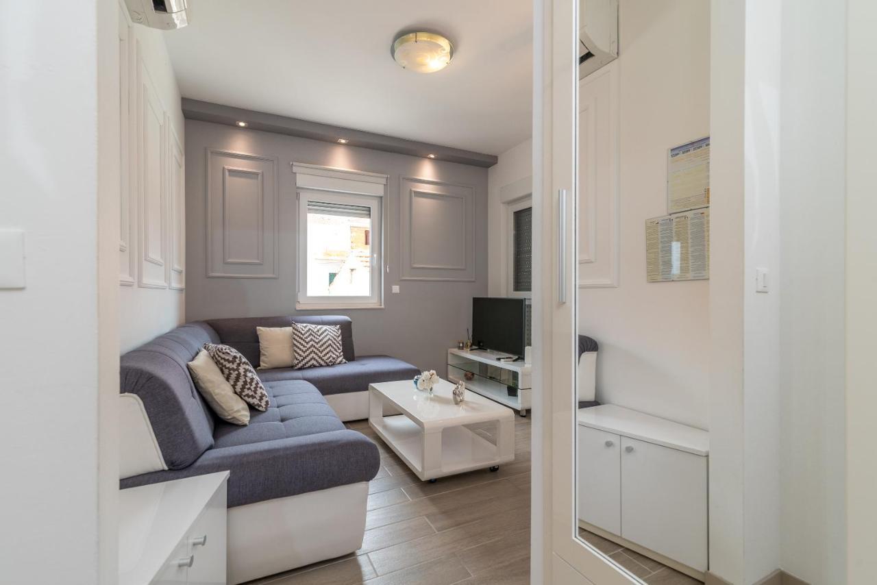 Apartman Lorena Trogir Eksteriør bilde