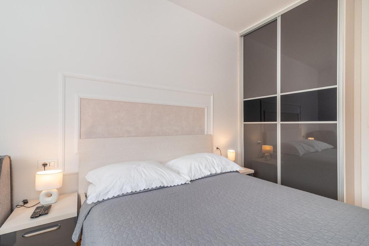 Apartman Lorena Trogir Eksteriør bilde