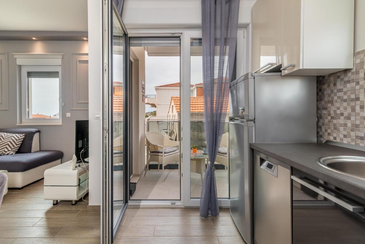 Apartman Lorena Trogir Eksteriør bilde