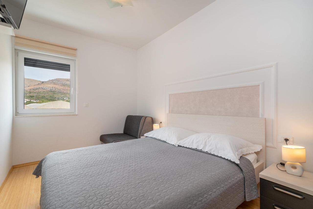 Apartman Lorena Trogir Eksteriør bilde