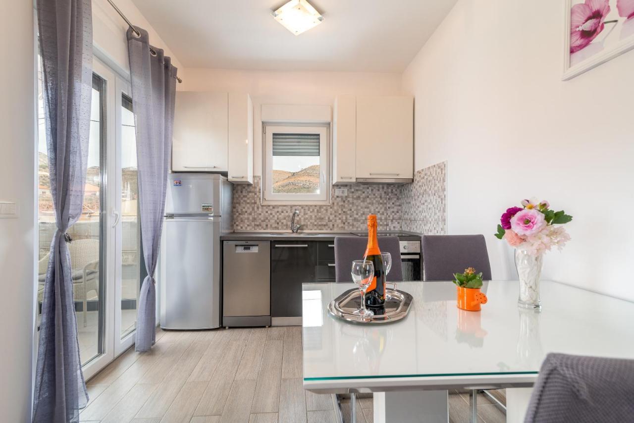 Apartman Lorena Trogir Eksteriør bilde
