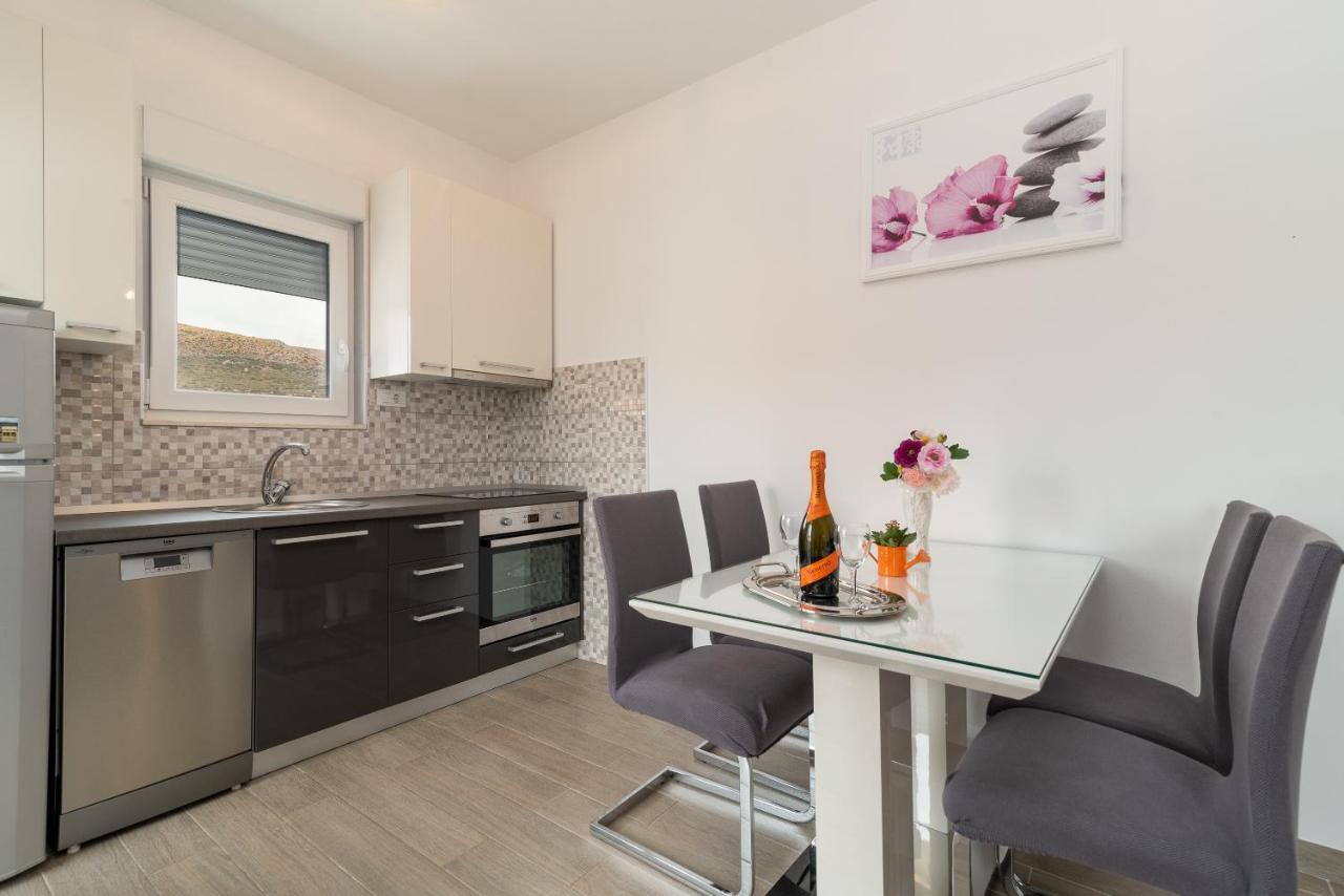 Apartman Lorena Trogir Eksteriør bilde